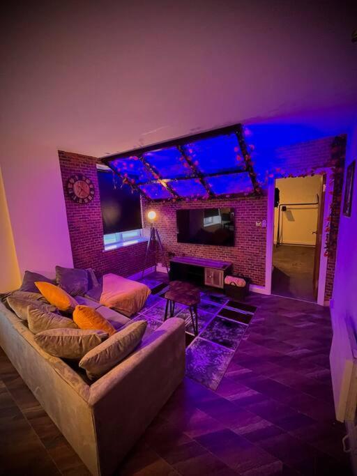 Stunning Two Bed City Centre Apartment Leeds  Kültér fotó