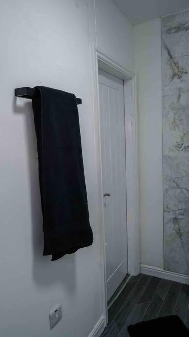 Stunning Two Bed City Centre Apartment Leeds  Kültér fotó