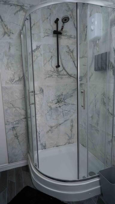 Stunning Two Bed City Centre Apartment Leeds  Kültér fotó